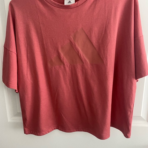 NWT adidas women’s future icons logo training tee size XL - Picture 7 of 10